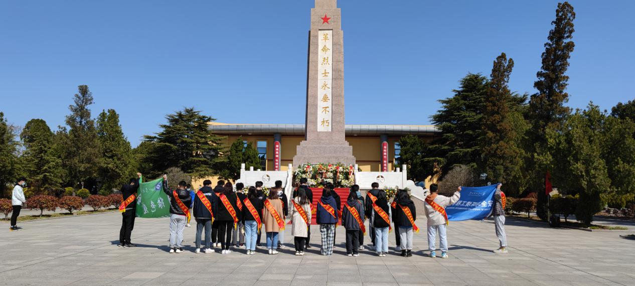 黄岛烈士陵园简介图片